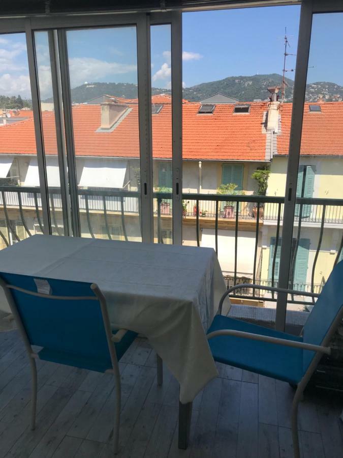 4 A 6 Personnes Sur La Coulee Verte Hotel Nice Exterior photo