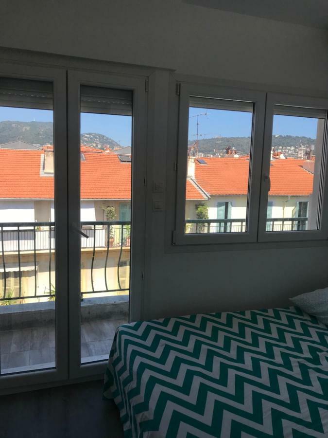 4 A 6 Personnes Sur La Coulee Verte Hotel Nice Exterior photo